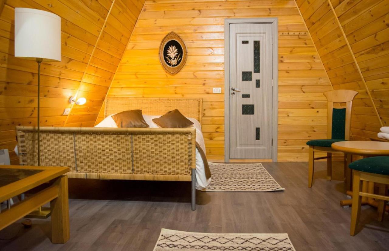 Casute Din Lemn Hotel Jiblea Veche Eksteriør billede